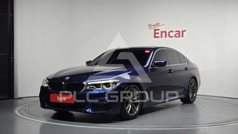 2020 BMW 520