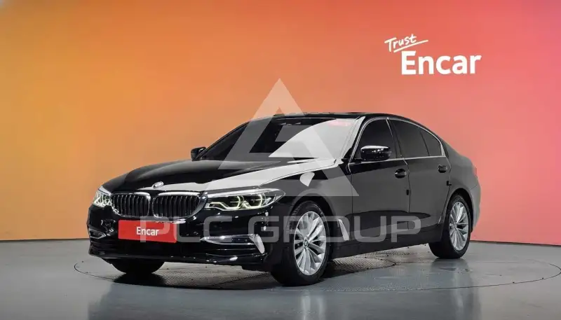 2020 BMW 520