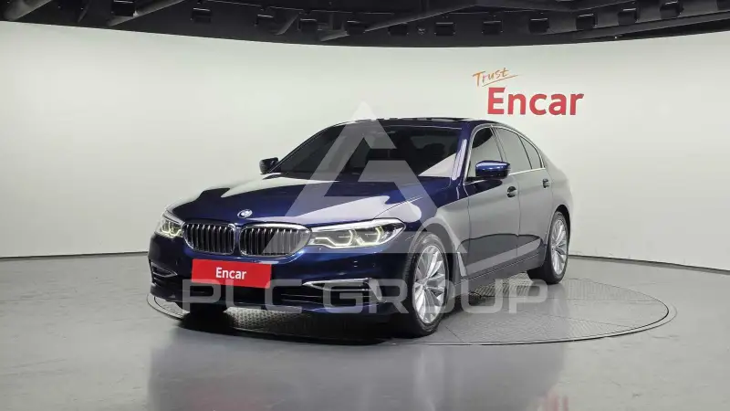 2020 BMW 520