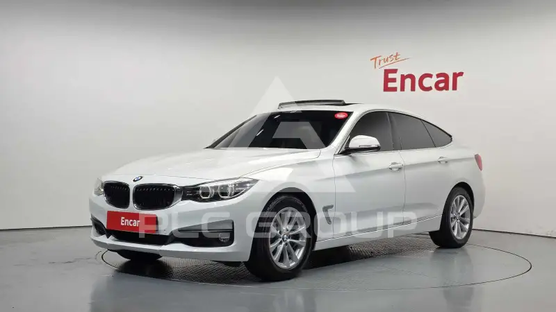 2020 BMW 320