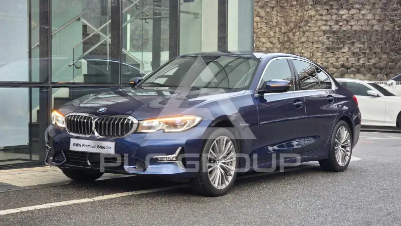 2020 BMW 330