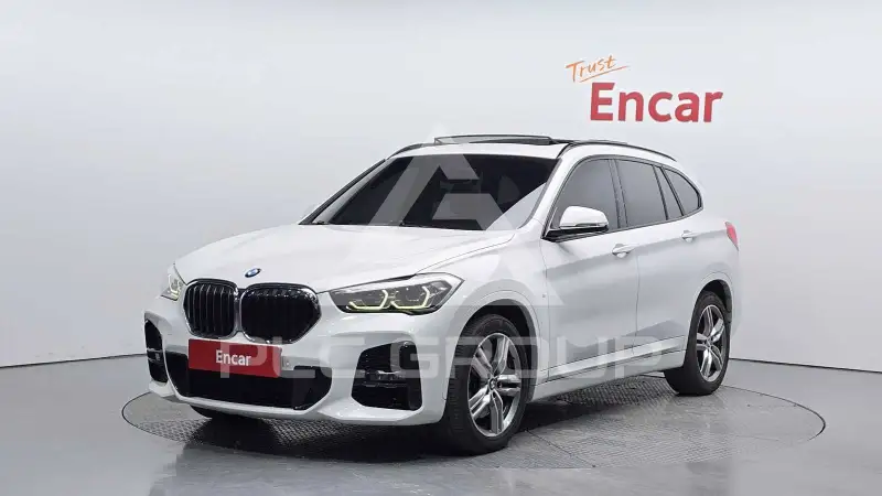 2020 BMW X1M