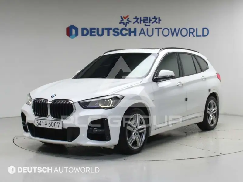 2020 BMW X1M