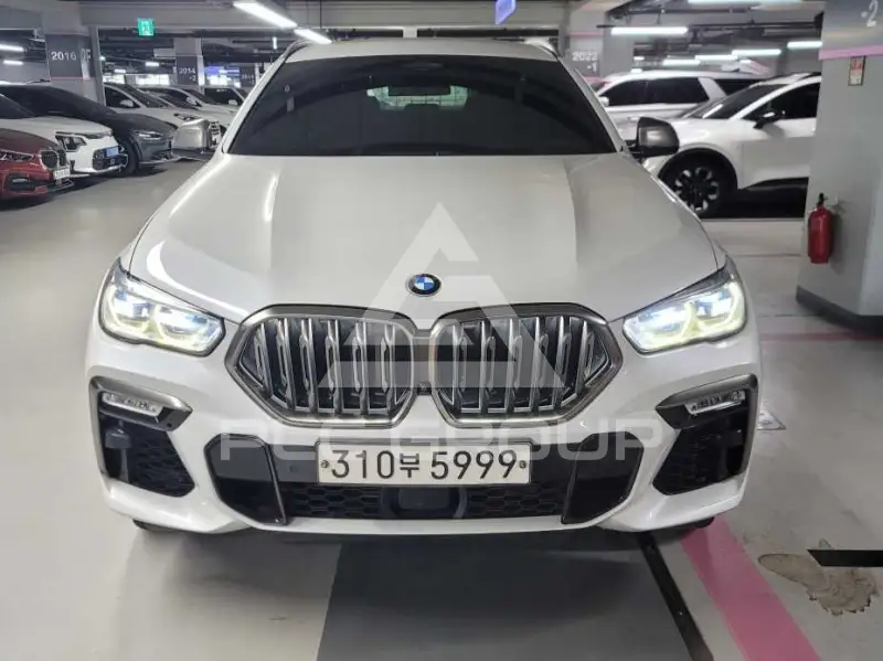 2020 BMW X6M