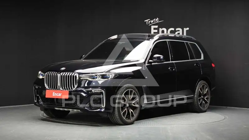 2020 BMW X7M