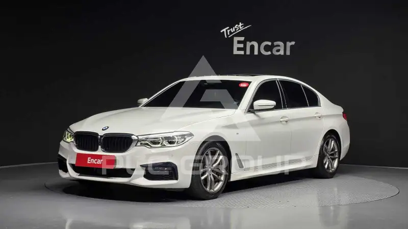 2020 BMW 520