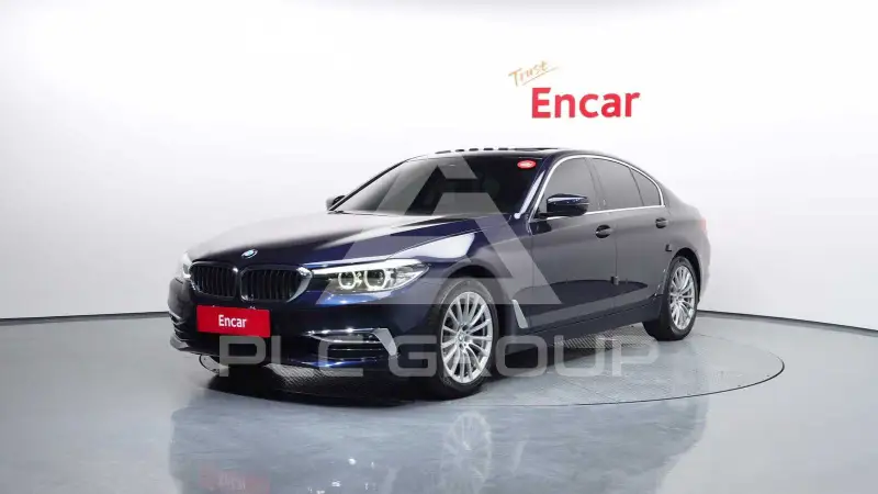 2020 BMW 520