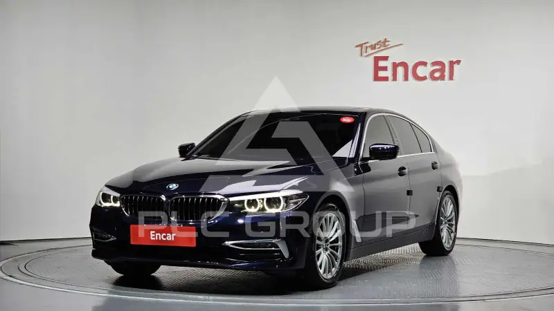 2020 BMW 520