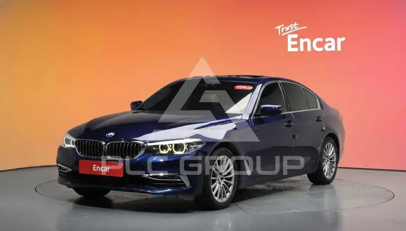 2020 BMW 520