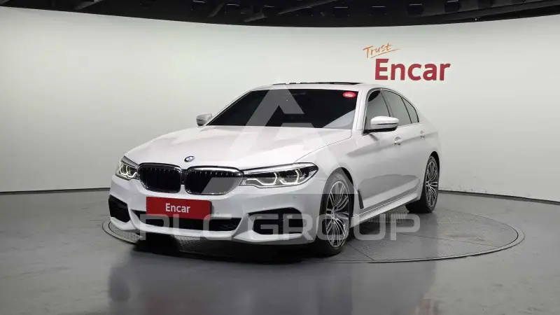 2020 BMW 520M