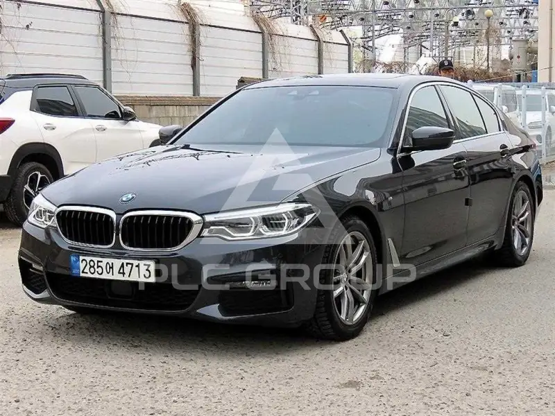 2020 BMW 520M