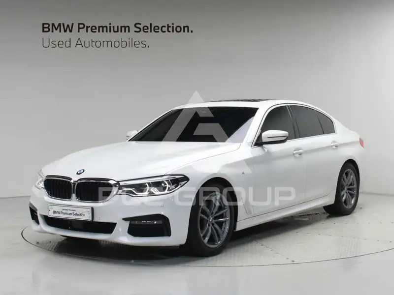 2020 BMW 520M