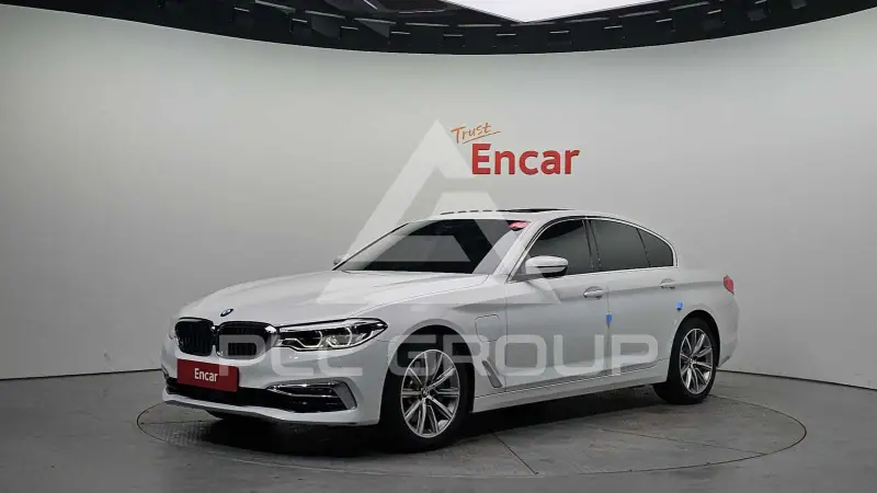 2020 BMW 530