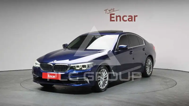 2020 BMW 520