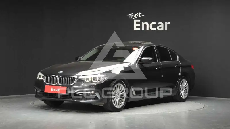 2020 BMW 520