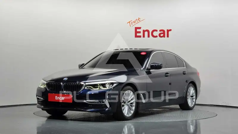 2020 BMW 520