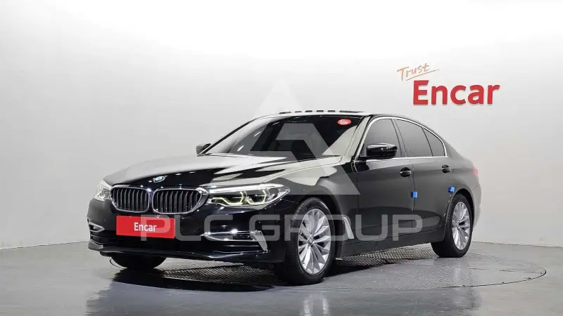 2020 BMW 520