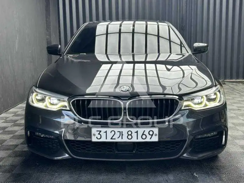 2020 BMW 530M
