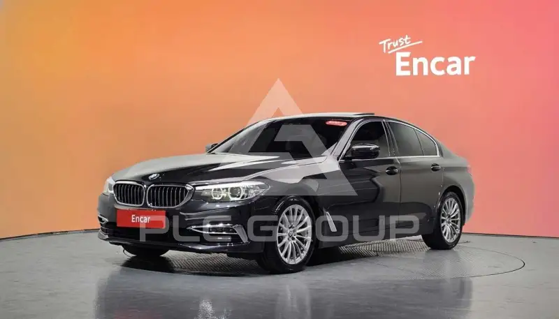 2020 BMW 520