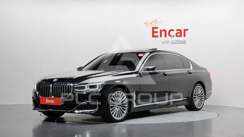 2020 BMW 740