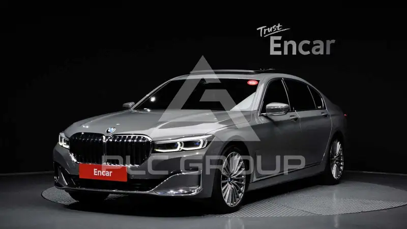 2020 BMW 730