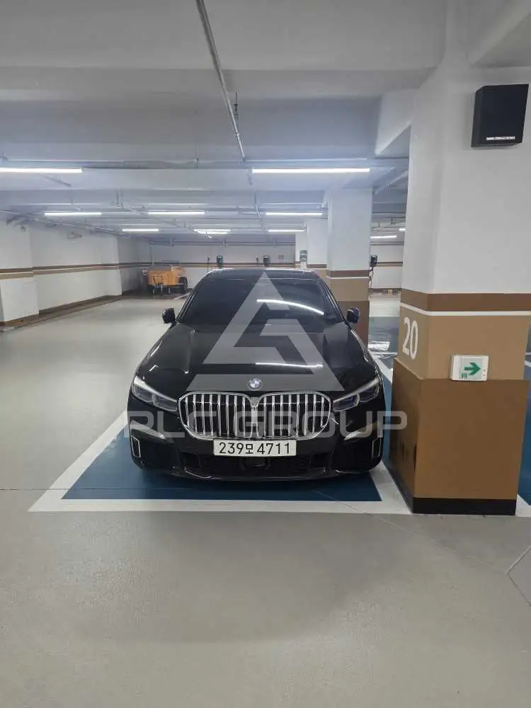 2020 BMW 730M