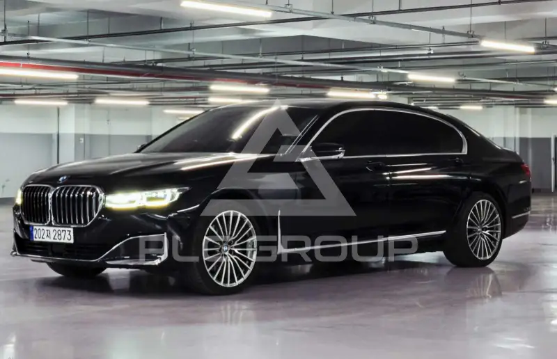 2020 BMW 740