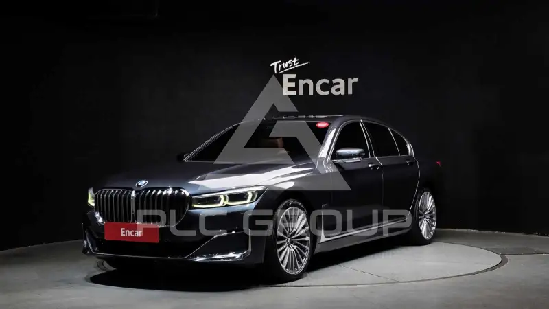 2020 BMW 730