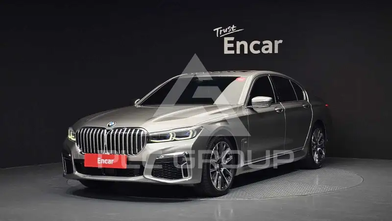2020 BMW 740M