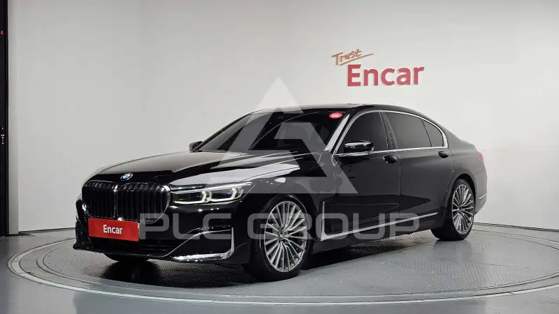 2020 BMW 730