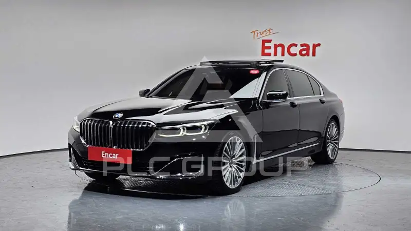 2020 BMW 730