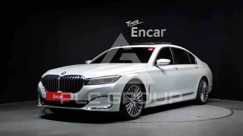 2020 BMW 730