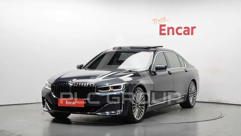 2020 BMW 730