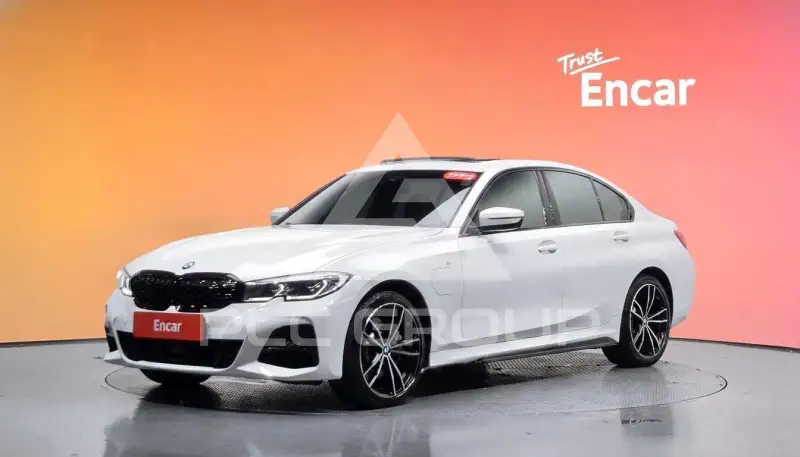 2020 BMW 320