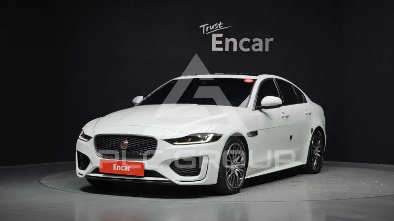 2020 Jaguar XE