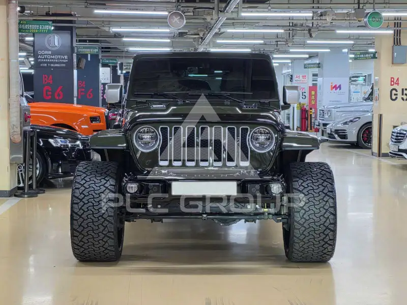 2020 Jeep WRANGLER