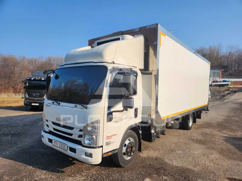 2020 Isuzu 