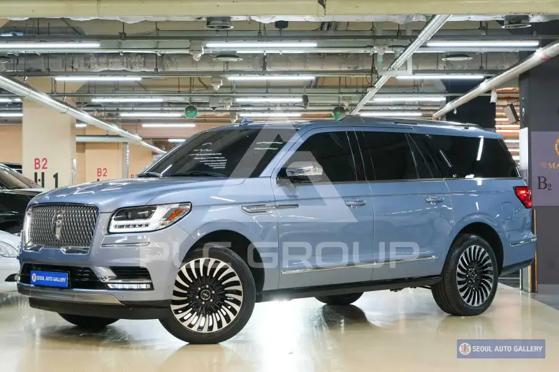 2020 Lincoln NAVIGATOR