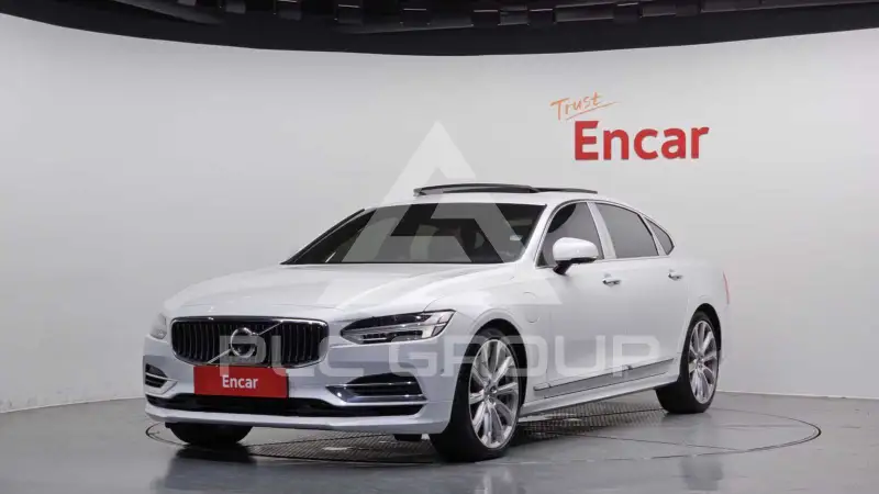 2020 Volvo S90