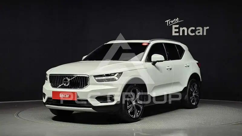 2020 Volvo XC40