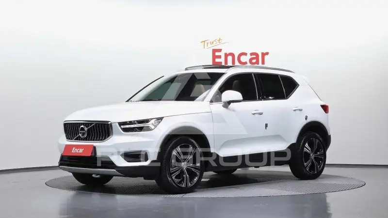2020 Volvo XC40