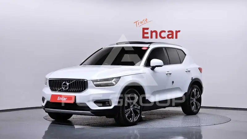 2020 Volvo XC40