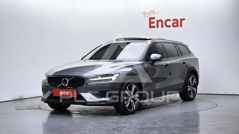 2020 Volvo V60