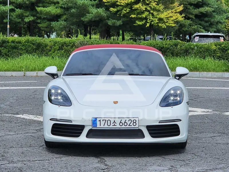 2020 Porsche 718
