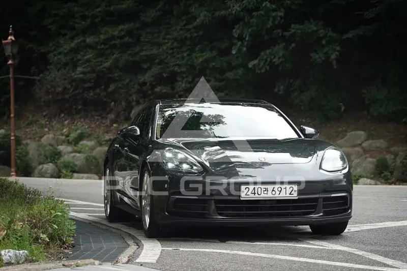 2020 Porsche Panamera