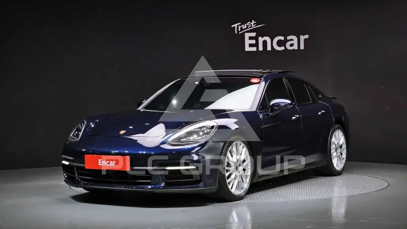 2020 Porsche Panamera