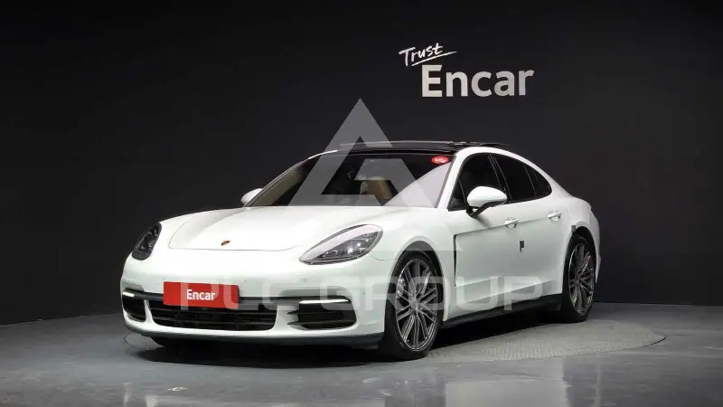 2020 Porsche Panamera