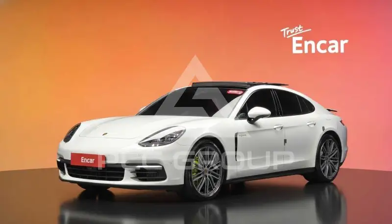 2020 Porsche Panamera