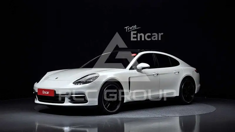 2020 Porsche Panamera