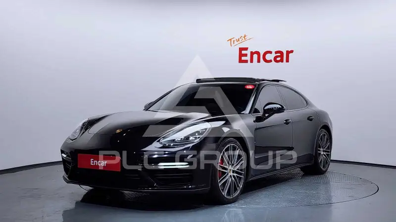 2020 Porsche Panamera
